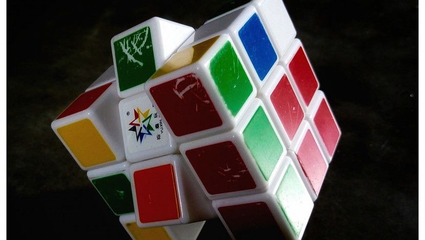 রুবিক্স কিউব (ছবি-মেহেদী হাসান রাজু)