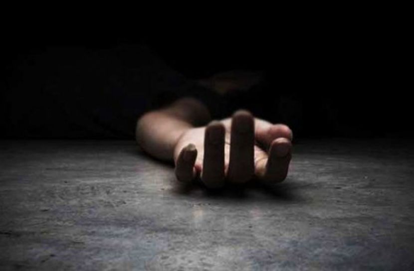 একই পরিবারের ৩ সদস্যের মাথা কাটা লাশ উদ্ধার