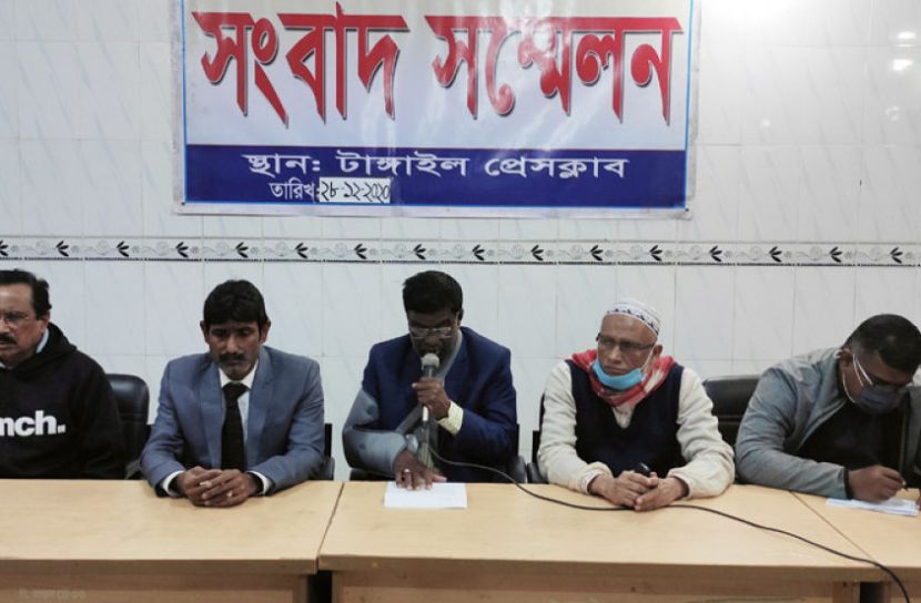 ধনবাড়িতে নৌকার শ্লোগান দিয়ে বিএনপির প্রার্থীর ওপর হামলা