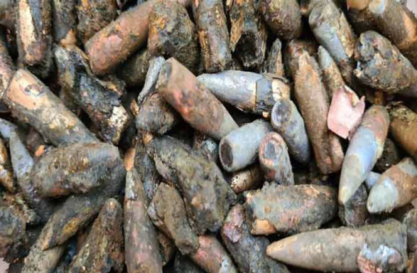 মাটি খুঁড়তে মিলল হাজারও বুলেট