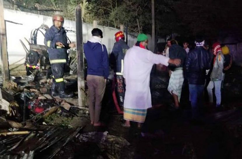 রূপগঞ্জে আগুনে নিহত ৪, দুটি তদন্ত কমিটি গঠন