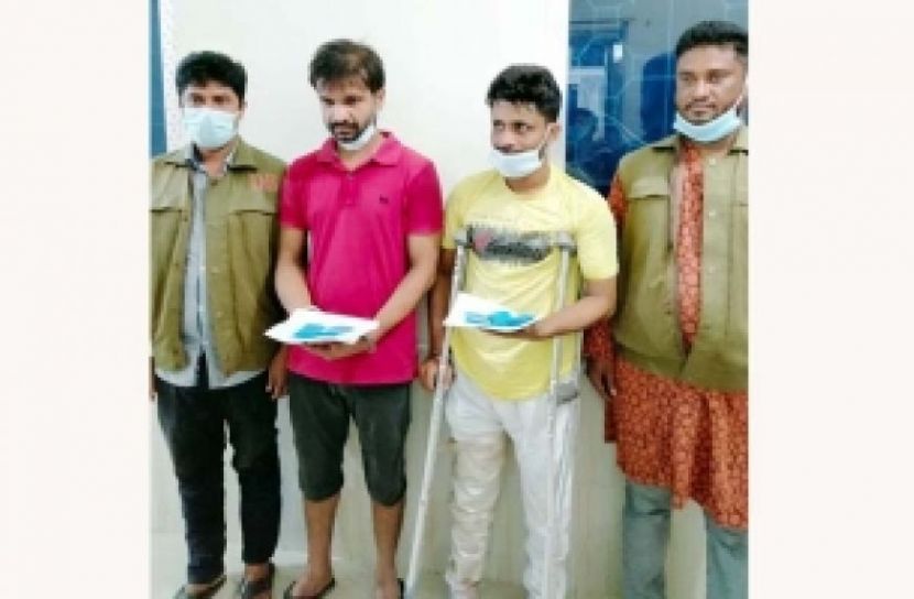 রাজাপুরে দুই মাদক কারবারি গ্রেফতার