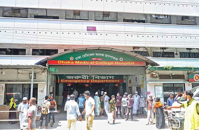 কোমল পানীয় পানে তিন স্কুলছাত্র অসুস্থ