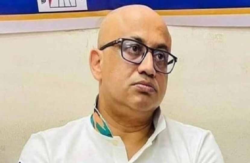 মুরাদ হাসানের বিরুদ্ধে মামলা