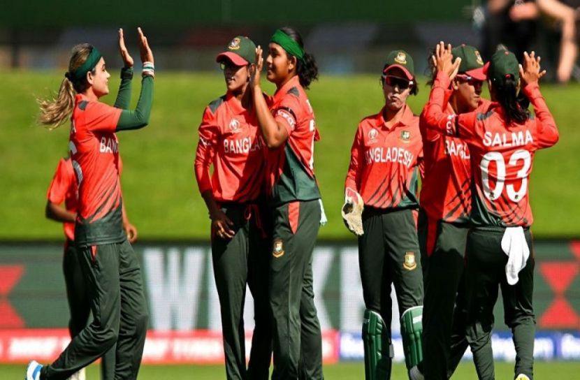 বাঘিনীদের হুংকারে গুটিয়েছে দক্ষিণ আফ্রিকা-বাংলাদেশ নারী ক্রিকেট দল।