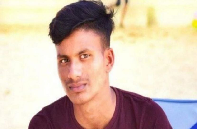 তরুণকে ছুরিকাঘাতে হত্যা