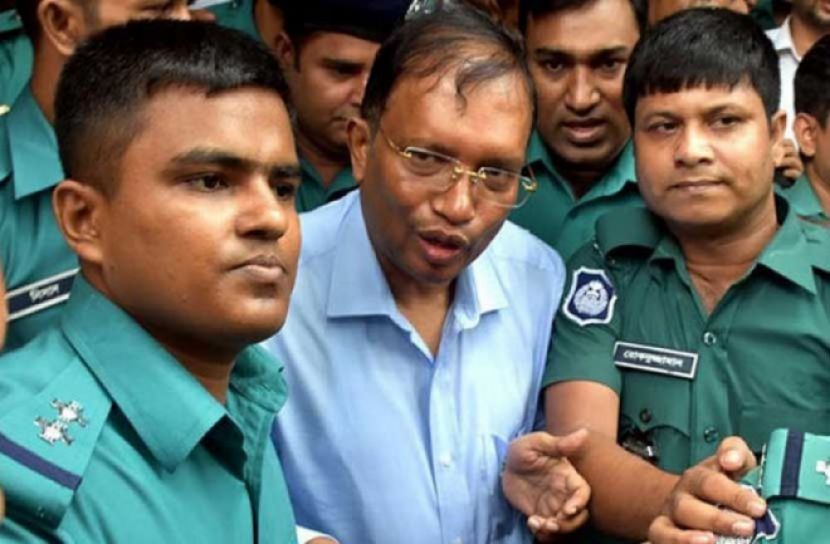 পুলিশের বরখাস্ত হওয়া উপমহাপরিদর্শক (ছবি: সংগৃহীত)