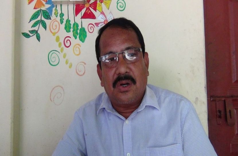 ঠাকুরগাঁওয়ের ঢোলারহাট ইউনিয়নের চেয়ারম্যান অখিল চন্দ্র রায়। ছবি: সংগৃহীত
