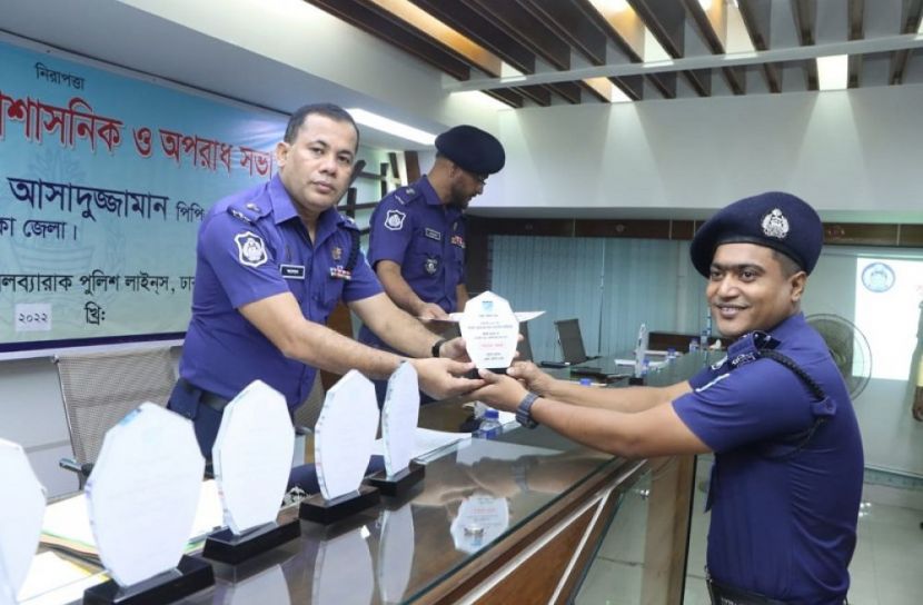 মোবাইল উদ্ধারে এসআই অলক কুমার দে'র কারিশমা 