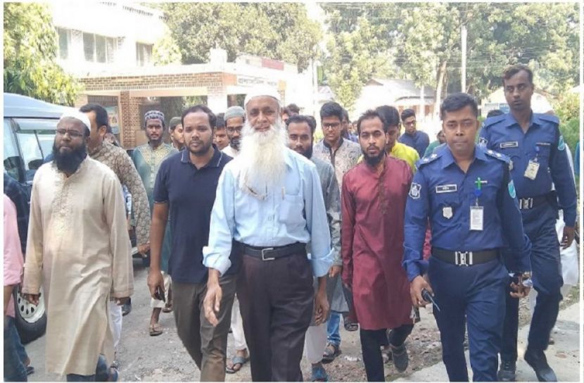 ৫২ ঘণ্টা পর বিশ্ববিদ্যালয়ের ভিসি মুক্ত