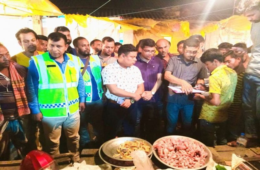 মরা মুরগির মাংস বিক্রির দায়ে কারাদণ্ড