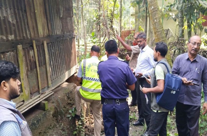 ঝালকাঠিতে নারীকে কুপিয়ে হত্যা