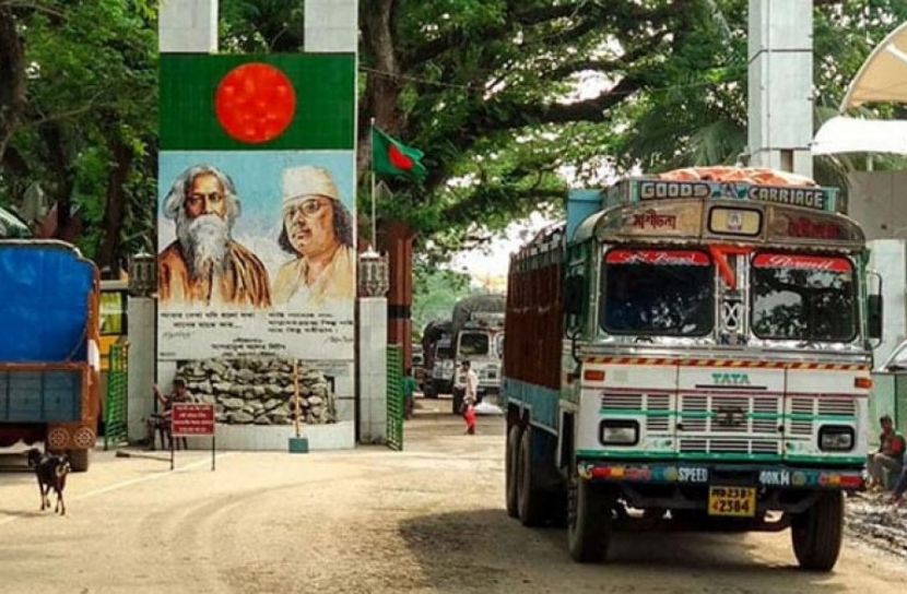 ট্রান্সশিপমেন্ট বাতিল: বেনাপোল বন্দর থেকে ফেরত গেছে ৪ ট্রাক