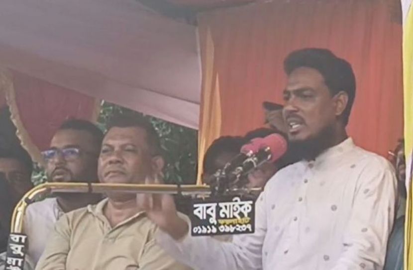 “হাসিনা পালিয়েছে, সিস্টেম রয়ে গেছে”