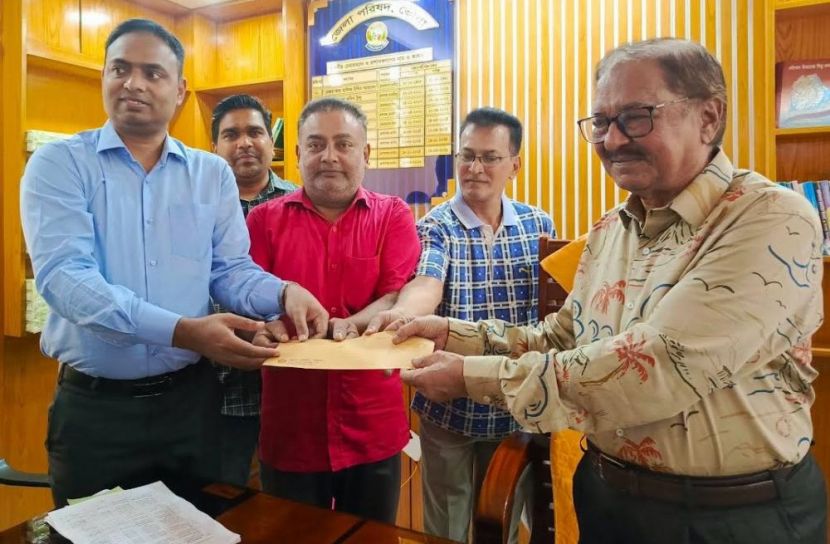 ভোলার ২৭ মন্দিরে জেলা পরিষদের আর্থিক অনুদান