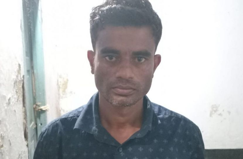 ঘোড়াঘাটে ইয়াবাসহ ইউপি সদস্য গ্রেপ্তার