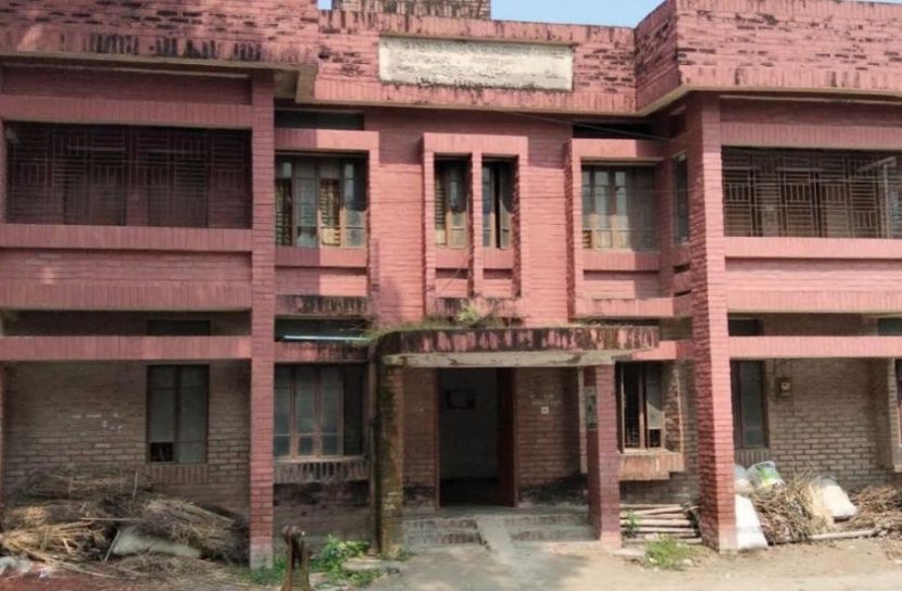 চিকিৎসক সংকট ও তদারকির অভাবে অকেজো বেলকা উপ-স্বাস্থ্য কেন্দ্র