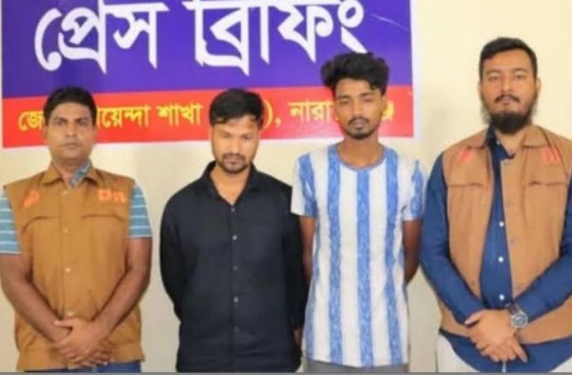 বাসের সিটে ২৩ হাজার ইয়াবা, সুপারভাইজারসহ গ্রেপ্তার ৩